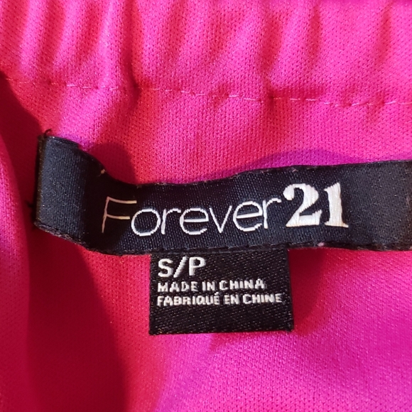 ❤️ 2/$25 … Fuchsia dress - Picture 6 of 7